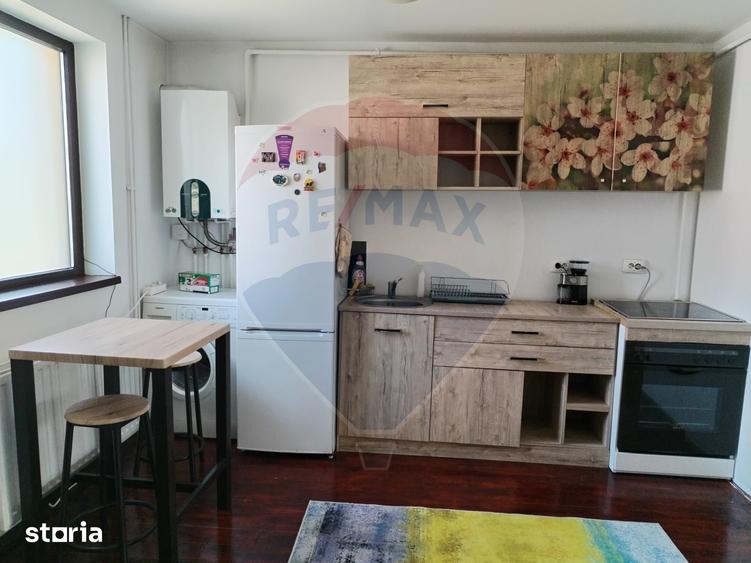 Apartament cu 2 camere, mobilat în Ultracentral