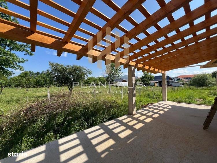Casă cu 3 camere cu Teren 600 Mp în Satu Nou de Sus
