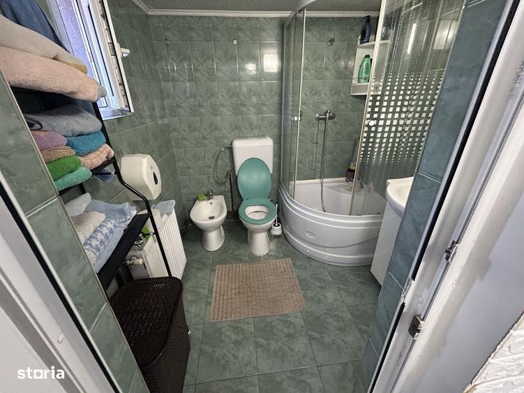 Casă cu 4 camere în Bodrogu Nou