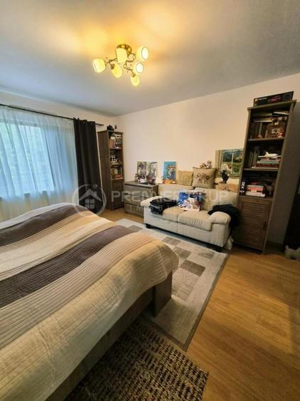 Casă individuală cu 5 camere cu Piscina în Valea Lupului