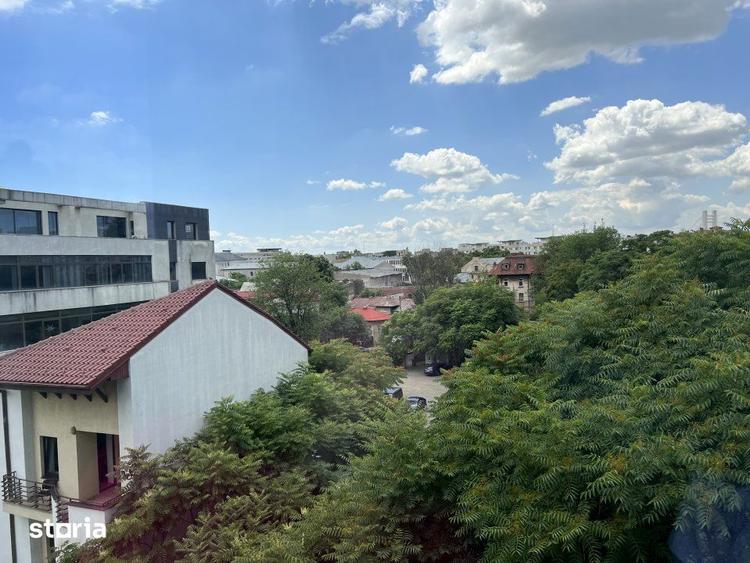 Apartament cu 2 camere, mobilat în Victoriei