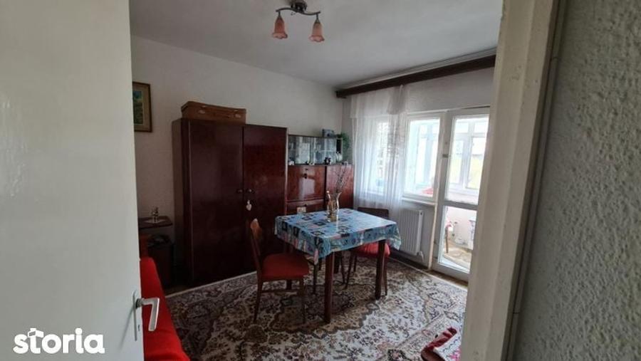 Apartamen 2 camere Lupeni - 6