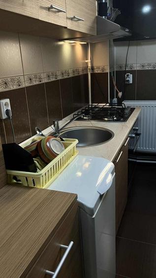 Vand apartament in mun.Petrosani,strada Saturn - 1