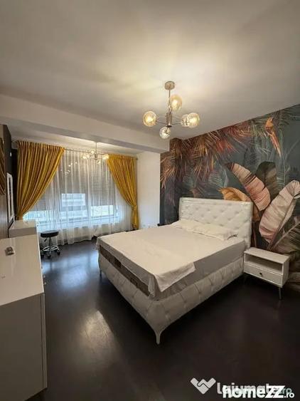 Apartament cu 3 camere decomandat în Faleză