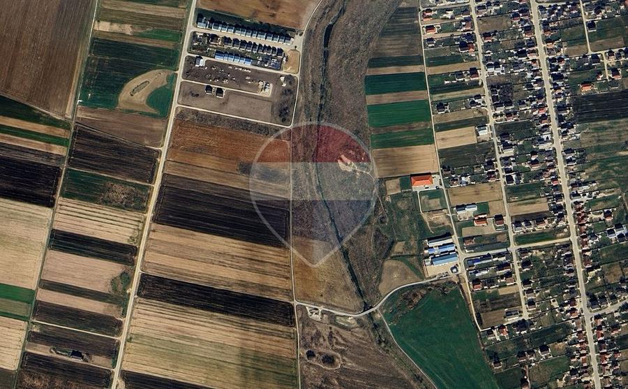 Teren Construcții intravilan de 500 mp, în Sânmartin