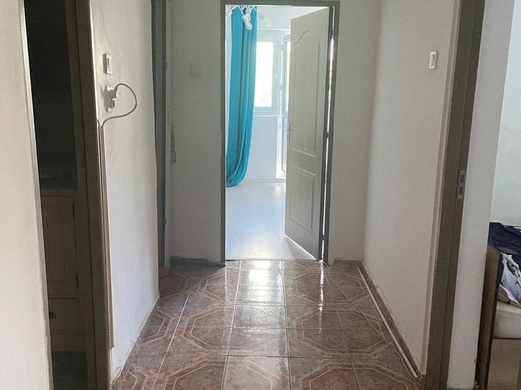 Apartament cu 2 camere decomandat, mobilat în Berceni