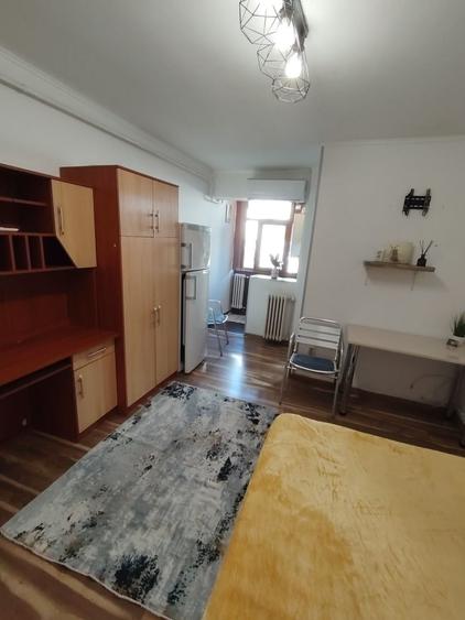 Garsonieră decomandată în Alexandru cel Bun