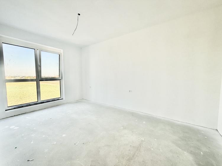 Apartament cu 2 camere semidecomandat în Moșnița Nouă