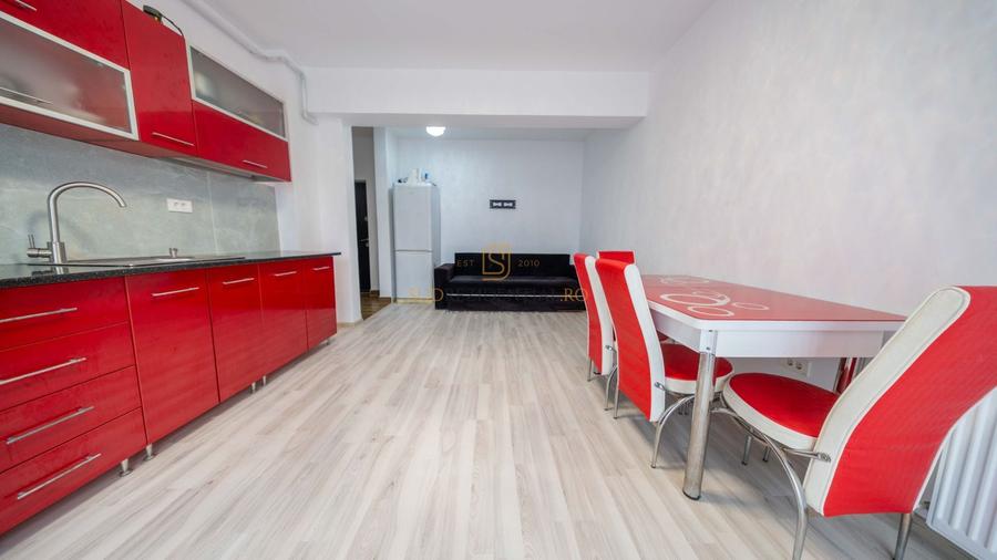 Apartament cu 3 camere decomandat, mobilat în Metalurgiei