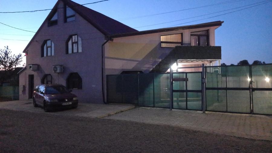 Casă cu 4 camere în Burdujeni