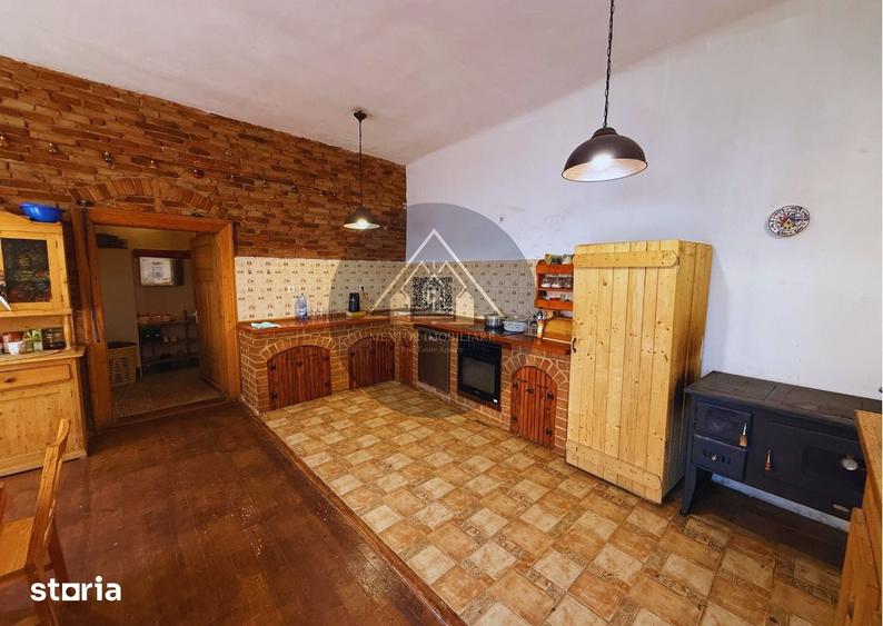 Casă cu 4 camere cu Teren 1176 Mp în Biertan