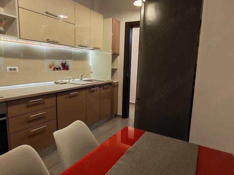 Apartament cu 3 camere decomandat, mobilat în Olteniței