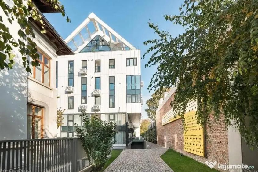 Apartament cu 3 camere decomandat în Galați