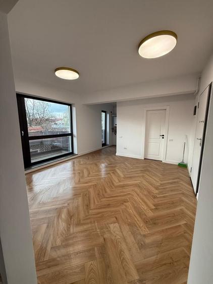 Apartament cu 2 camere decomandat în Calea Călărașilor