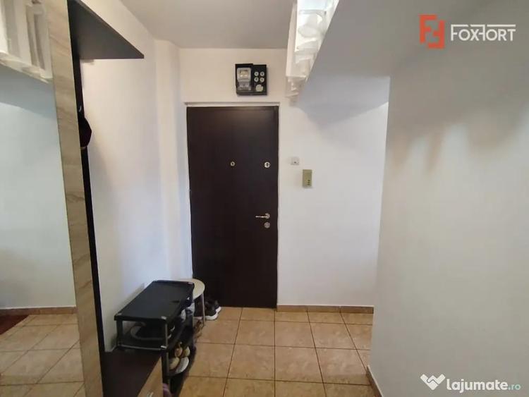 Apartament cu 2 camere semidecomandat în Șagului