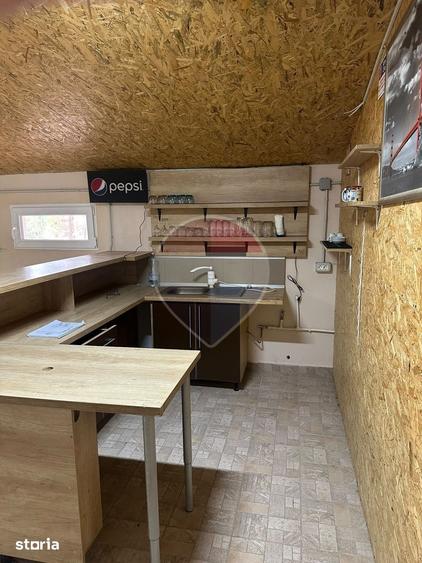 Casă cu 4 camere cu Teren 2442 Mp în Căpâlna