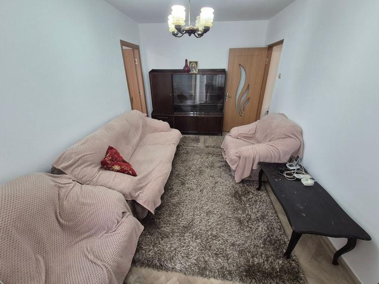 Apartament cu 2 camere nedecomandat, mobilat în Inel II