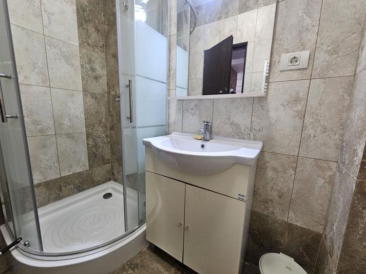 Apartament cu 2 camere decomandat, mobilat în Sud-Est