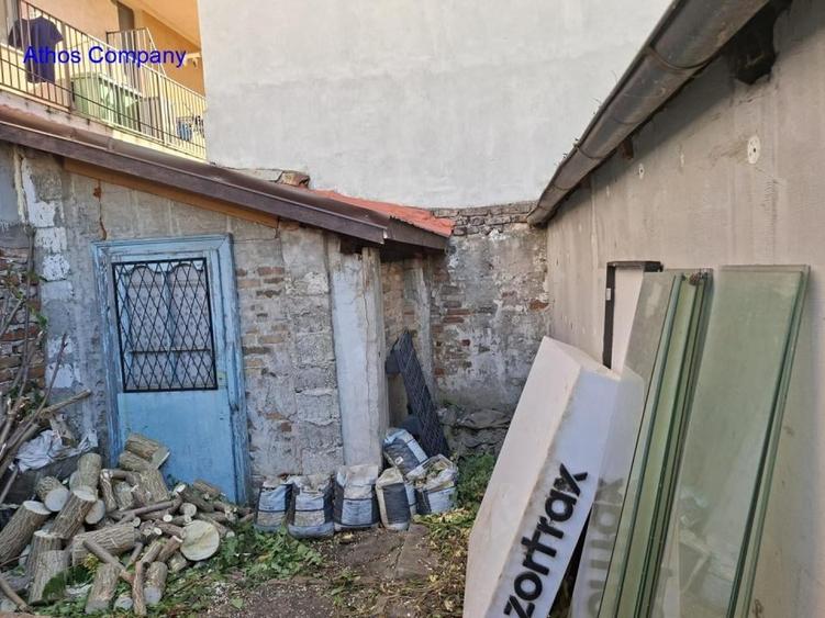 Casă individuală cu 1 camere cu Canalizare în Titulescu
