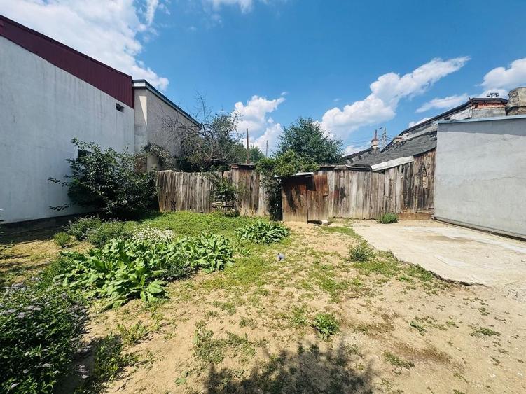 Teren Construcții intravilan de 200 mp, în Mihai Bravu