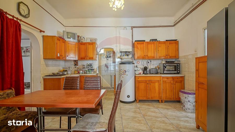 Casa/Pensiune cu locuin?a separata - Casa Terzea - Comision 0% - 7