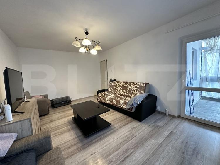 Apartament cu 2 camere decomandat, mobilat în Rovine