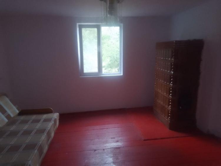 Casă cu 4 camere în Susani