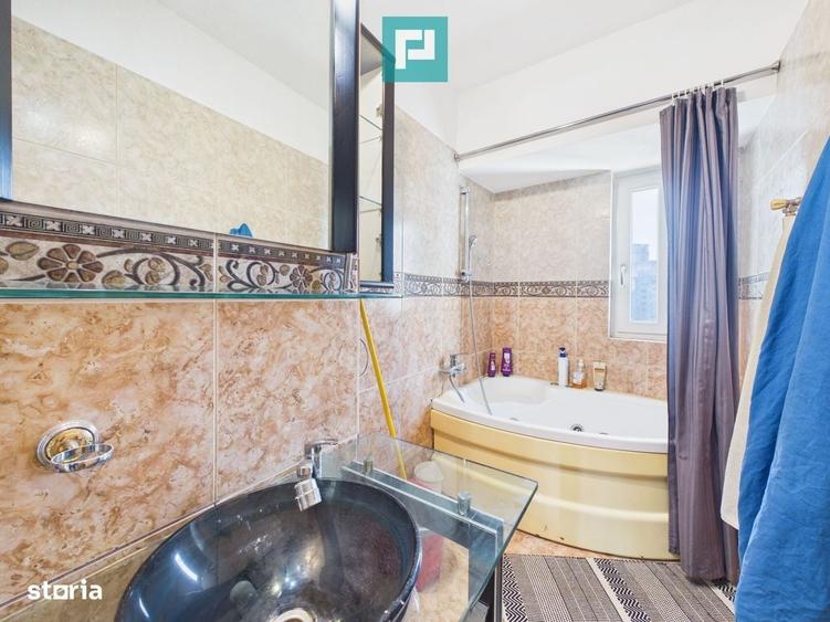 Apartament cu 3 camere decomandat în Națiunile Unite