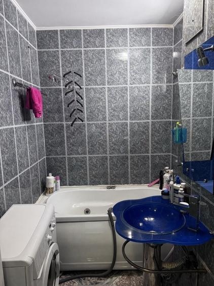 Apartament cu 2 camere decomandat, mobilat în Brâncoveanu