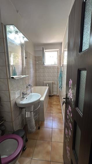 Garsonieră decomandată, mobilată în Dristor