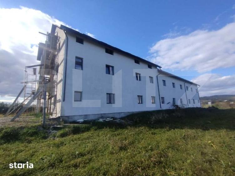 Spațiu comercial, de 1,400 mp, în Uriu
