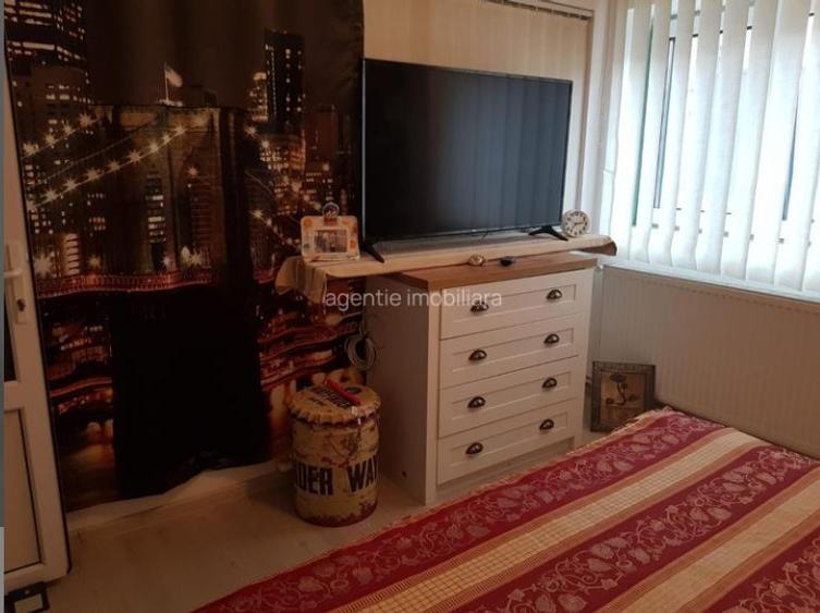 Casă cu 3 camere cu Canalizare în ICIL