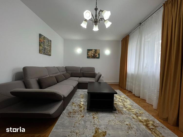Apartament cu 2 camere decomandat în Delfinariu