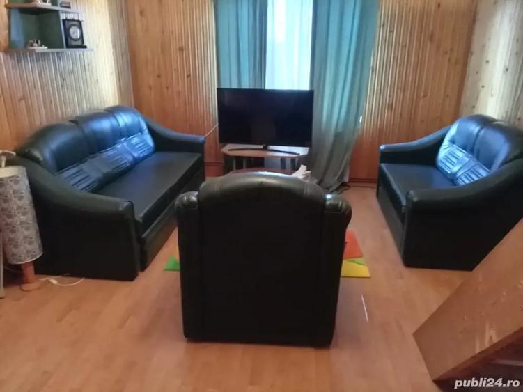 Casă cu 6 camere în Marghita