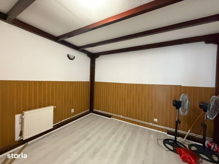Casă cu 4 camere cu Teren 158 Mp în Păcurari