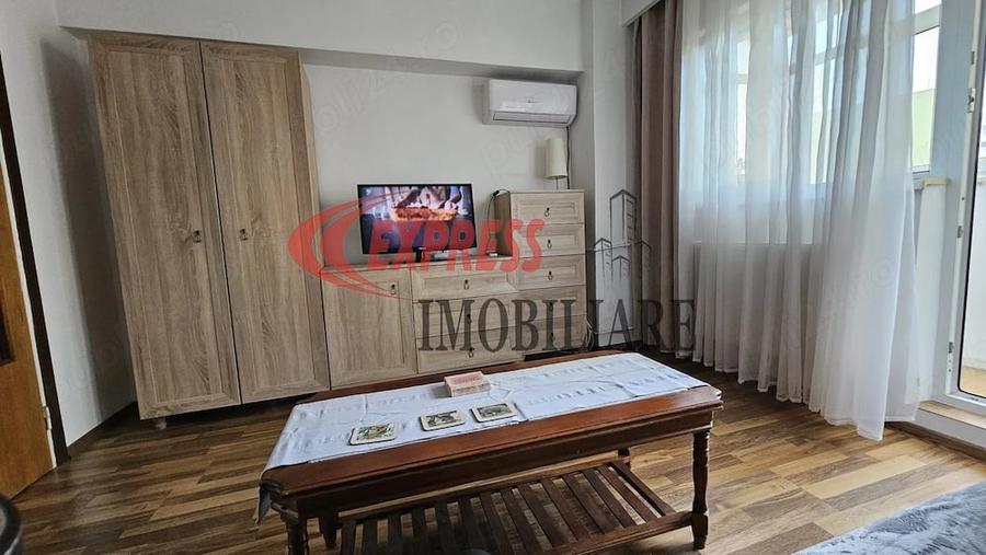 Apartament cu 2 camere decomandat în Vitan