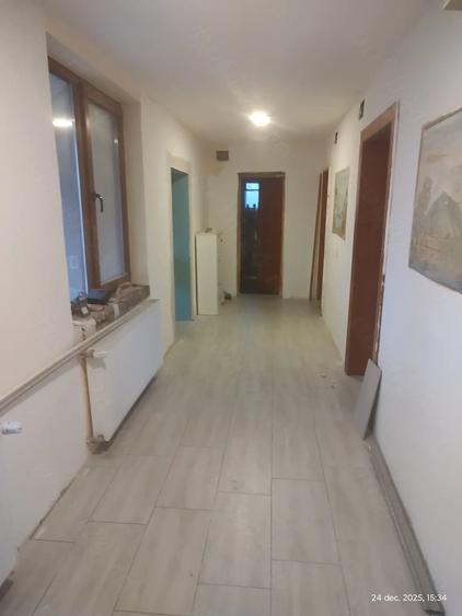 Casă cu 8 camere cu Teren 2800 Mp în Maciova