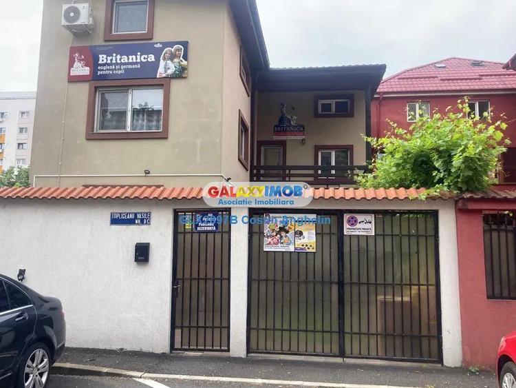 Casă cu 6 camere cu Teren 100 Mp în 13 Septembrie