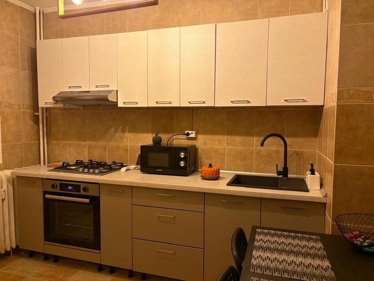 Apartament cu 2 camere decomandat în Drumul Găzarului