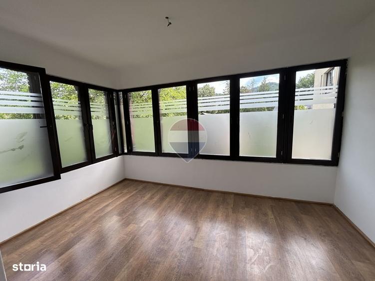 Spațiu comercial, de 135 mp, în Valea Roșie