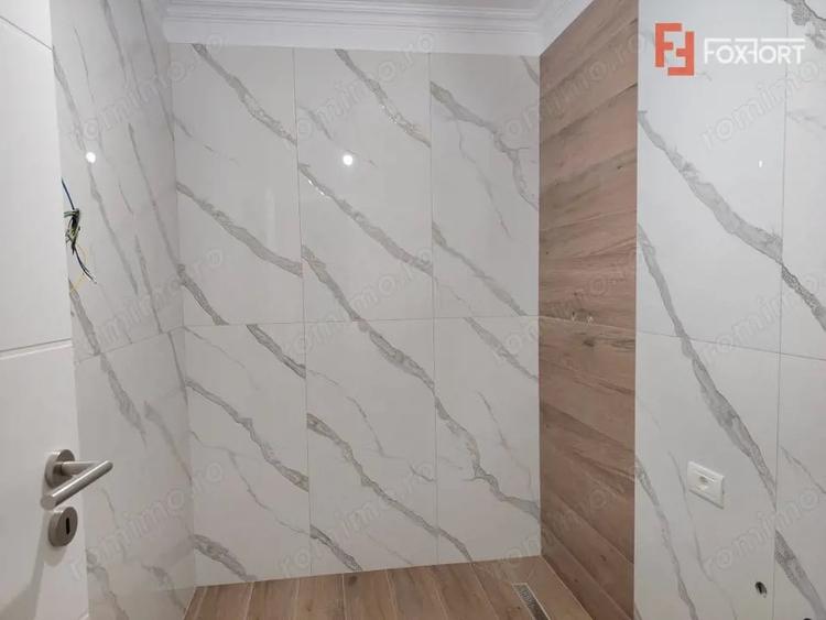Apartament cu 3 camere decomandat în Giroc