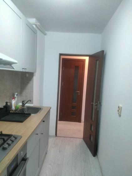 Inchiriez garsoniera confort 1 in bloc de apartamente - 3