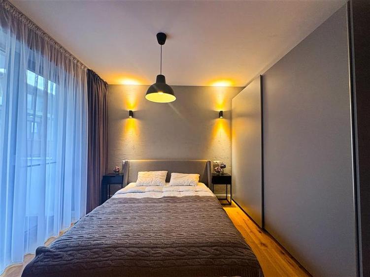 Apartament cu 2 camere decomandat, mobilat în Aviației