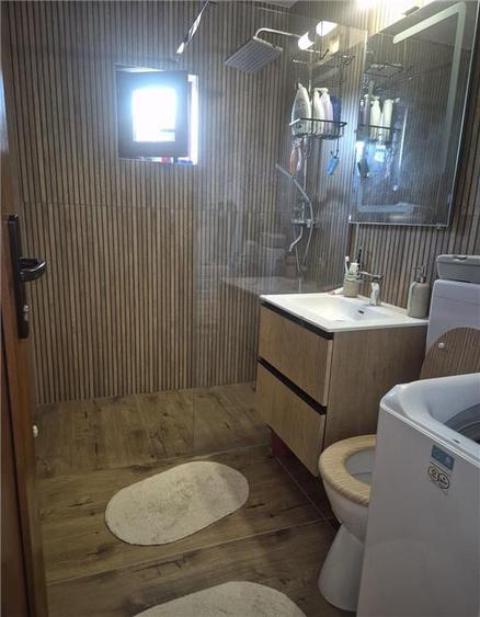Apartament cu 2 camere decomandat, mobilat în Soarelui