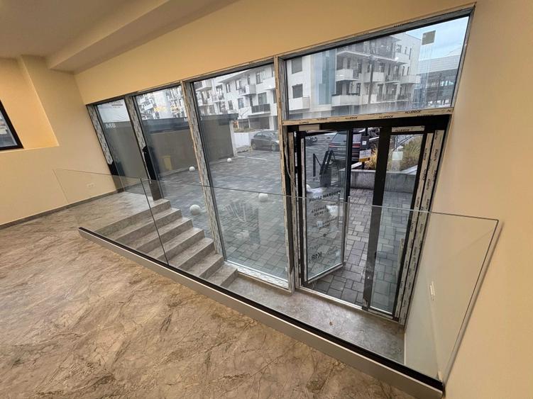 Spatiu comercial de inchiriat 54 mp utili | City of Mara, corp M8, Comision 0% - 2