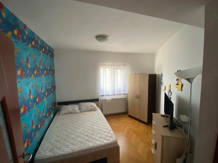 Apartament cu 4 camere decomandat în Șagului
