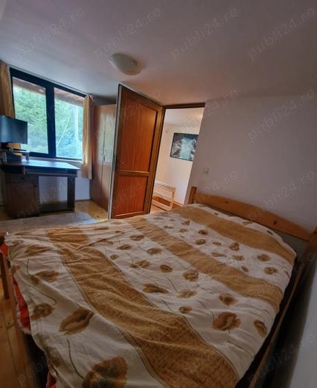 Casă cu 3 camere cu Teren 1493 Mp în Orăști
