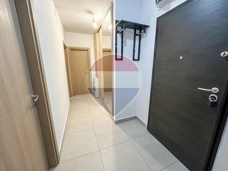 Apartament cu 2 camere decomandat, mobilat în Victoriei