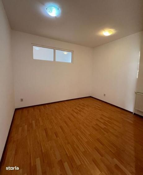 Spațiu comercial, de 430 mp, în Corbeanca