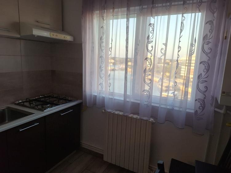Garsonieră decomandată în Faleză